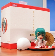 MÔ HÌNH Hatsune Miku - Snow, Strawberry White Kimono Ver - Nendoroid (#303) (Good Smile Company) FIGURE CHÍNH HÃNG