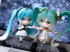 MÔ HÌNH Hatsune Miku - Symphony 5th Anniversary Ver - Nendoroid (#1538) (Good Smile Company) FIGURE CHÍNH HÃNG