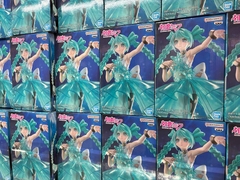 MÔ HÌNH Hatsune Miku - Piapro Characters - Banpresto Evolve - EmeraldGem (Bandai Spirits) FIGURE CHÍNH HÃNG