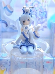 MÔ HÌNH Hatsune Miku - Rabbit Yukine - Piapro Characters - Noodle Stopper Figure - Snow, Sky Town ver. (FuRyu) FIGURE CHÍNH HÃNG