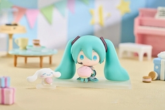[Pre Order] MÔ HÌNH Hatsune Miku - Collectible Figure Hatsune Miku x Cinnamoroll - Hatsune Miku x Cinnamoroll (Good Smile Company) FIGURE CHÍNH HÃNG