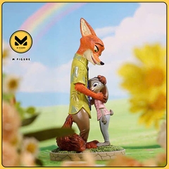 MÔ HÌNH Nick & Judy - Zootopia - Disney Showcase – Comfort & Trust (Enesco) FIGURE CHÍNH HÃNG