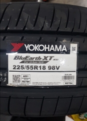 225/55R18 YOKOHAMA Nhật BluEarth-XT AE61