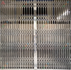 Cửa Xếp Inox Lan Hộp