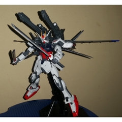 Mô hình lắp ráp Gundam MG 1/100 GAT-X105 STRIKE GUNDAM + I.W.S.P