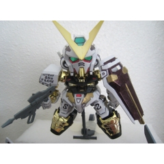 Mô hình Bandai SD BB Astray Gold Frame Gundam 299 - GDC