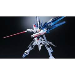 Mô Hình Lắp Ráp Gundam MG Freedom 2.0 Clear Color The Gundam Base - GDC