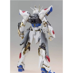 Mô Hình Lắp Ráp Gundam Daban MG Strike Freedom Ver MB 8802 kèm Base và decal nước - GDC
