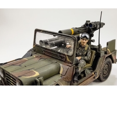 Mô hình lắp ráp xe quân sự Jeep Mỹ 1/35 SCALE U.S. M151A2 w/TOW LAUNCHER 35125 Tamiya - mô hình trưng bày, sa bàn