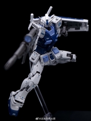 Mô hình lắp ráp Panda Model 1/100 RX-78-2 Gundam Ver.2.0 Base Color ( Tặng kèm Led & Decal nước)