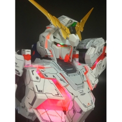 Mô Hình Gundam Model 1/35 UNICORN HEAD BUST