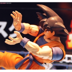 Mô hình lắp ráp Son Goku Plastic model Bandai