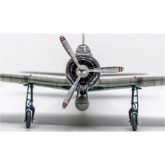 Mô hình lắp ráp Máy bay chiến đấu 1/48 Mitsubishi A6M2 Zero fighter ( ZEKE ) 61016