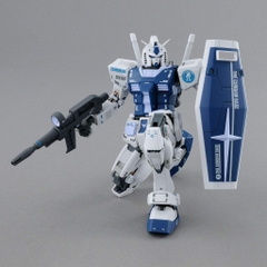 Mô Hình Lắp Ráp HG 1/144 THE GUNDAM BASE LIMITED RX-78-2 GUNDAM [BEYOND GLOBAL] [THE GUNDAM BASE COLOR] PVN7050