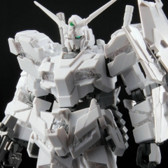 Mô Hình Lắp Ráp HGUC 1/144 Unicorn Gundam Destroy Mode Painting Model The Gundam Base Ltd Bandai