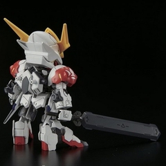 Mô hình lắp ráp SD BB 402 GUNDAM BARBATOS LUPUS DX Bandai