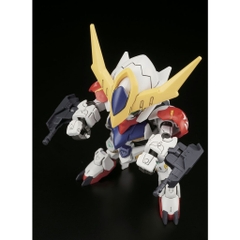 Mô hình lắp ráp SD BB 402 GUNDAM BARBATOS LUPUS DX Bandai