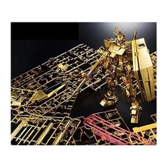 Mô Hình Lắp Ráp MG 1/100 Gundam Base RX-78-2 Gundam Ver.3.0 (GOLD Coating) P Bandai