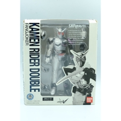 Mô Hình Lắp Ráp Bandai Kamen Rider W RKF Rider Armor Series Kamen Rider W Fang Joker