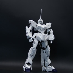 Mô Hình Lắp Ráp MGEX Unicorn Gundam 2202 - Tặng Kèm Màu Clear