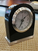 Đồng hồ trong phòng 16K10510