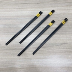 Đũa đầu vuông 3 lá vàng Y20-02