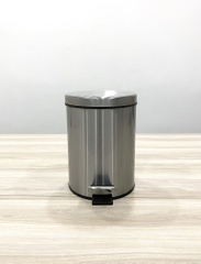 Thùng rác chân đạp 5L SB05 có giảm âm