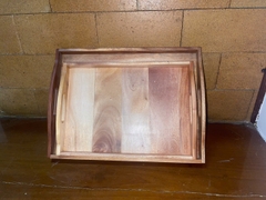 Khay Gỗ Tay Cầm Cong 30x40cm