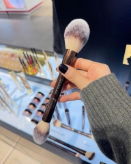 Cọ Phấn Phủ Hourglass Veil™ Powder Brush - Hàng Duty