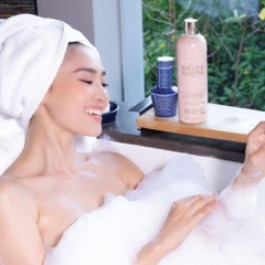 Combo 2 Sữa tắm Baylis & Harding 500ml x 2 Màu Hồng Hương Hoa Hồng & Hoa Sen