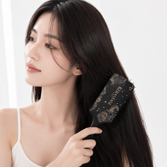 Lược Gỡ Rối Tóc Kérastase màu đen
