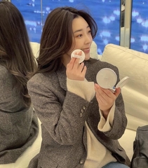 Cushion Dưỡng Trắng Căng Bóng Whoo Gongjinhyang Seol Radiant White Moisture Cushion Foundation SPF50+ PA+++ 13g Nobox - Tone 21