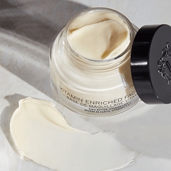 Kem Lót Dưỡng Ẩm Bobbi Brown Vitamin Enriched Face Base