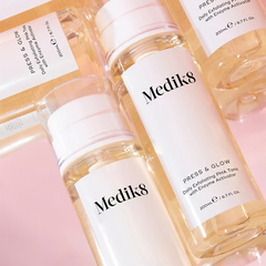 Nước Hoa Hồng Tẩy Tế Bào Chết Dịu Nhẹ Medik8 Press Glow 30ml - Fullbox Hàng US