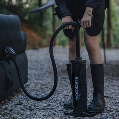 Blackdog BD-DQT001 Bơm Tay Cắm Trại