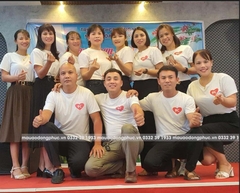 Áo họp lớp cổ tròn màu trắng