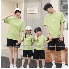 Áo Thun Gia Đình 4 Người Giá Rẻ Tại Hải Phòng Màu đỏ - Đồng Phục May Thành Việt