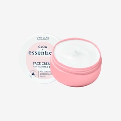 Kem Dưỡng Trắng Da Glow Essentials Face Cream With Vitamins E And B3 Dùng Được Cho Ngày/Đêm – 75ml - 43911 Oriflame