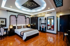 The 2-bedroom apartment in Indochine style