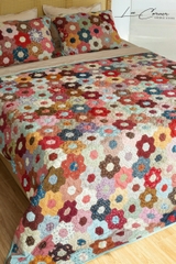 Bộ chăn ghép vải lục giác cạnh 3cm, nâu đỏ, chần tay, size 2x2,2