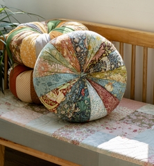 Gối bí, nhiều màu, kích thước R38x17cm