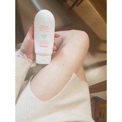 Dưỡng Thể 3W Clinic Crystal White Milky Body Lotion Tuýp 150g