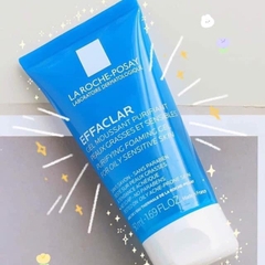 Sữa Rửa Mặt La Roche Posay Dạng Gel Nhẹ Dịu Cho Da Dầu Mụn Nhạy Cảm