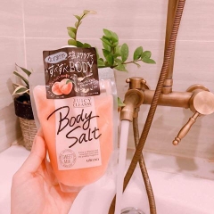 Tẩy TBC Utena Juicy Cleanser Body Salt