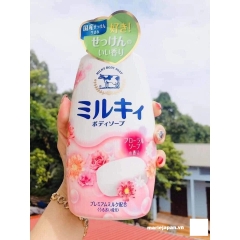 Sữa Tắm Bò Milky Body Soap Nhật Bản 550ml