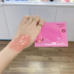 Mặt Nạ Môi Bioaqua Dưỡng Hồng Mềm Môi