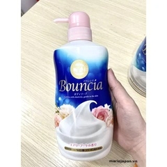 Sữa Tắm Bouncia Dưỡng Ẩm Trắng Da Chiết Xuất Từ Sữa Bò Nhật Bản
