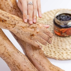Tẩy TBC Exclusive Cosmetics Body Nga - QUẾ HỒI Hộp 380g