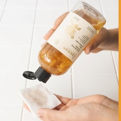 Nước Tẩy Trang Hoa Hồng Cocoon Sạch Bụi Bẩn Và Bã Nhờn Chai 500ml