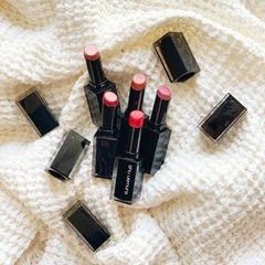 Son Shu Uemura Lì Mịn Môi Rouge Unlimited Matte Vỏ Đen - Mẫu Mới